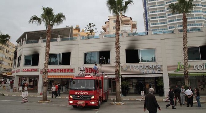 Alanya&#039;da 5 yıldızlı otelde yangın çıktı