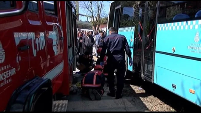 Beykoz&#039;da halk otobüsü çiçek toplayan kardeşlere çarptı, 1 ölü