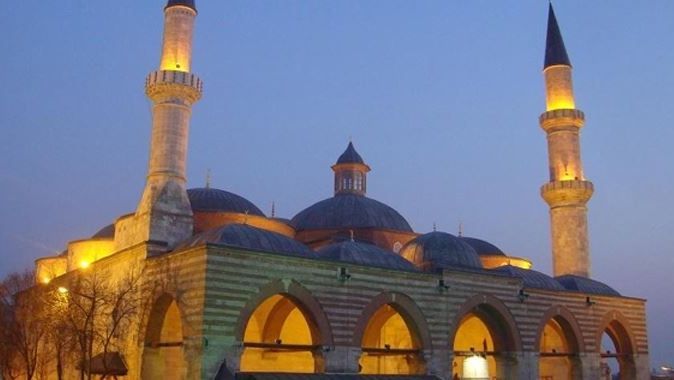 Selimiye&#039;den sonra Ulu Cami de 24 saat açık kalacak
