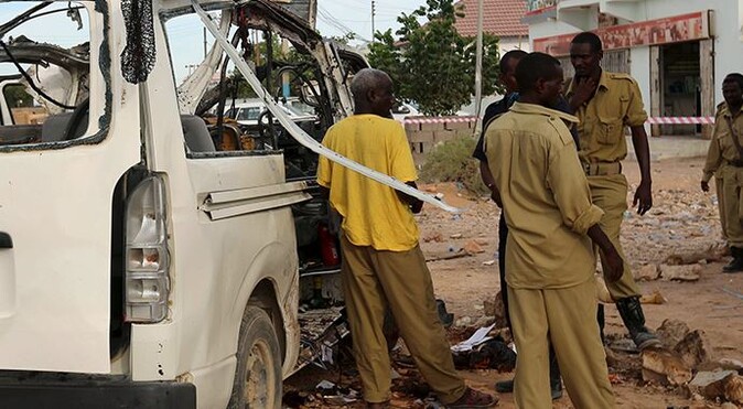 Somali&#039;de bombalı saldırı: 7 ölü