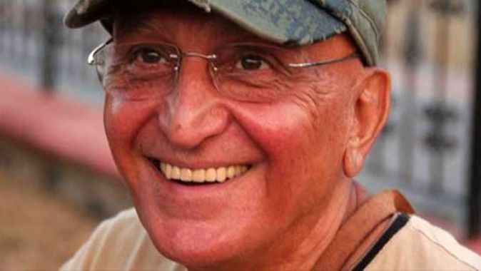 Ünlü yönetmen Tolgay Ziyal hayatını kaybetti
