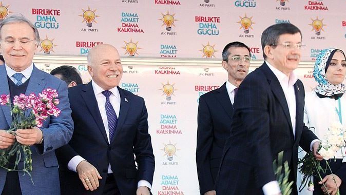 Başbakan Davutoğlu: Emanetinizi asla yere düşürmeyiz