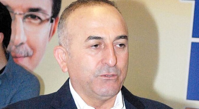 Bakan Çavuşoğlu: Kendine güvenen arşivini açar