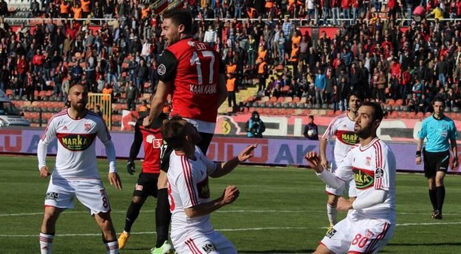 Eskişehirspor 1 - 3 Medicana Sivasspor