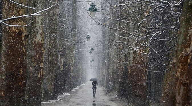 Bosna Hersek&#039;te kar geri geldi