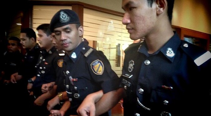 Malezya&#039;da terör operasyonu: 17 gözaltı