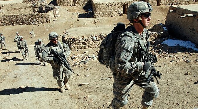 NATO askerlerine ateş açan Afgan askeri öldürüldü