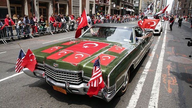 New York&#039;ta Türk Günü Yürüyüşü