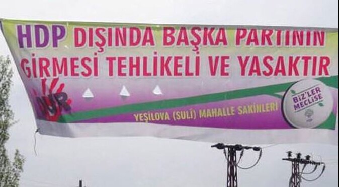 HDP&#039;den inanılmaz pankart!