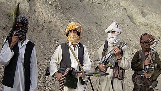 Afganistan&#039;daki çatışmalarda 26 kişi öldü