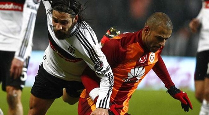 Galatasaray evinde, Beşiktaş deplasmanda kazanıyor