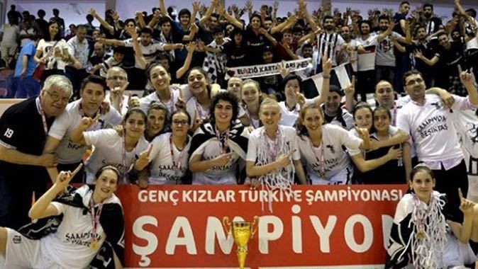 Beşiktaş&#039;tan Fenerbahçe&#039;ye tarihi fark!