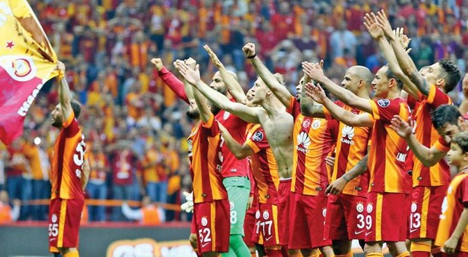 Galatasaray Beşiktaş&#039;ı yıktı; 4 yıldız için gün saymaya başladı