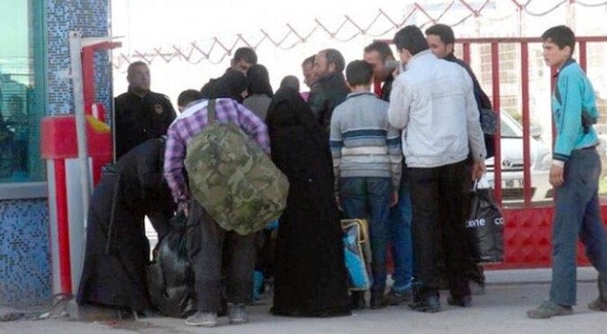 Reyhanlı&#039;dan 1 ayda 15 bin kişi Suriye&#039;ye döndü