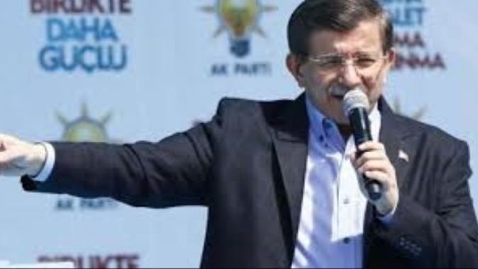 Başbakan Davutoğlu, &#039;Bugün Gezi&#039;nin yıldönümü...&#039;