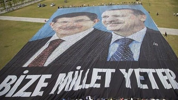 Erdoğan ve Davutoğlu posteri rekor kırdı