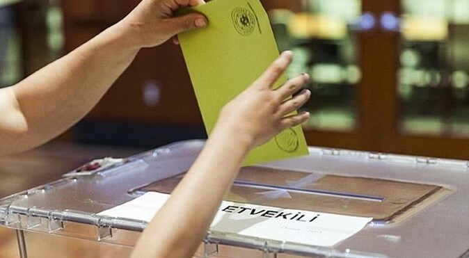 744 bin 543 Türk seçmen oy kullandı