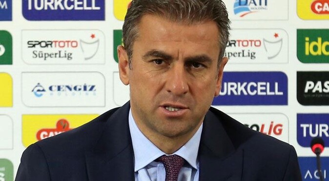 Hamzaoğlu&#039;ndan transfer açıklaması