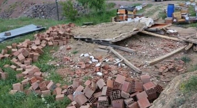 Erzurum&#039;da kulübe çöktü: 1 ölü