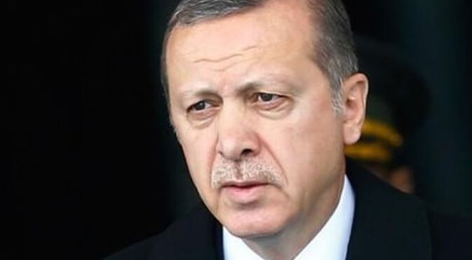 Erdoğan resti çekti, programdan çıkarıldı!