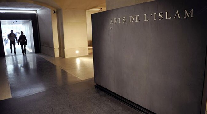 Louvre&#039;daki İslam eserleri Türk uzmana emanet