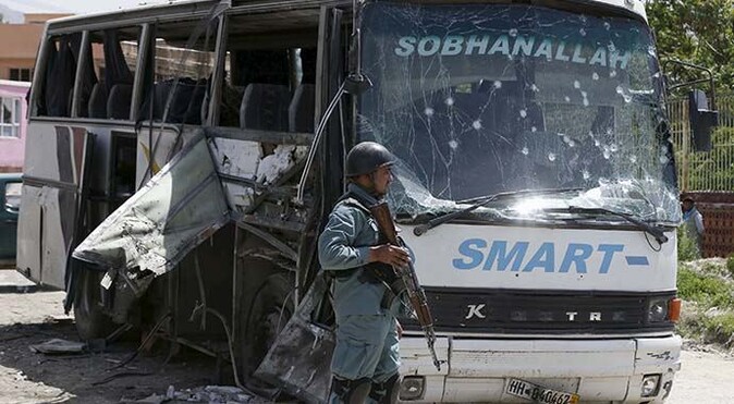 Afganistan&#039;da intihar saldırısı: 1 ölü, 13 yaralı