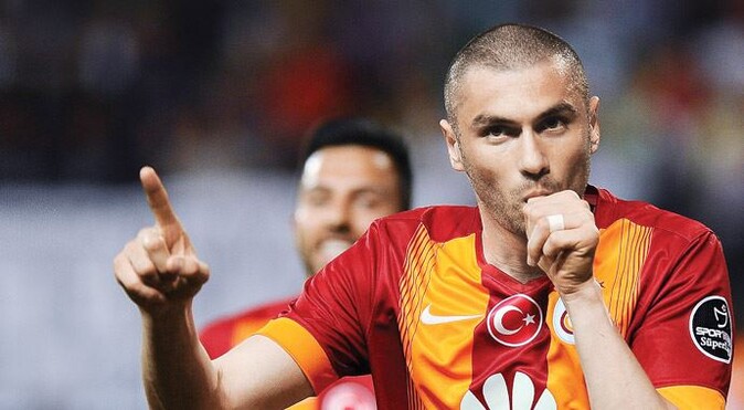 Galatasaray, Akhisar&#039;da golcüsü Burak Yılmaz&#039;la güldü