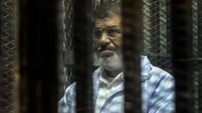 Mursi&#039;nin idam kararına erteleme