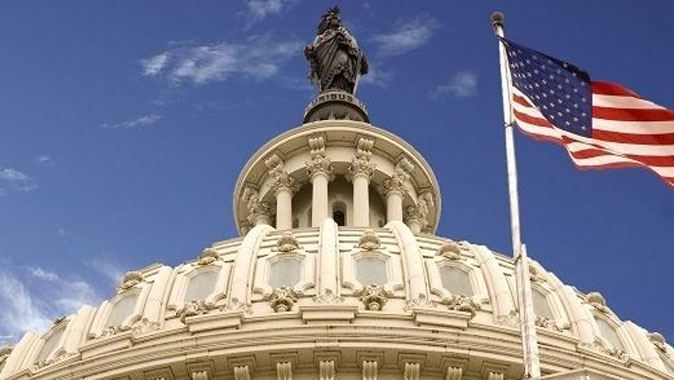 ABD Senatosu yeni dinleme yasasını kabul etti