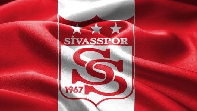 Sivasspor, 3 futbolcuyla sözleşme yeniledi