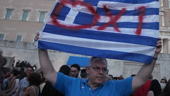 Yunanistan&#039;da halk ayaklandı: &#039;İstemiyoruz&#039;