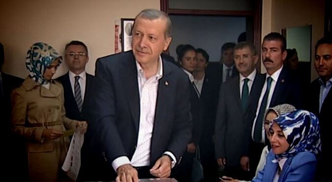 Erdoğan&#039;ın sandığından bakın hangi parti çıktı!