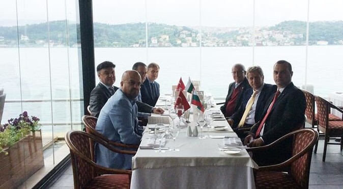 Türkiye-Bulgaristan maç yemeği düzenlendi