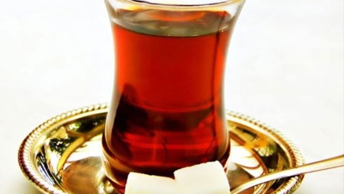 Şekerli çay, gazlı içeceklerden daha zararlı