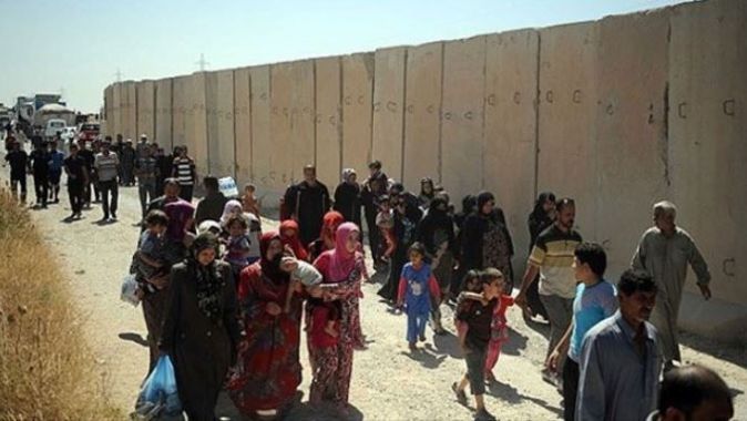 Suriyeli Türkmen ve Araplar, Türkiye&#039;ye sığındı