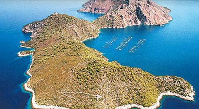 Yunan zenginler %50 tenzilatlı ada satıyor!