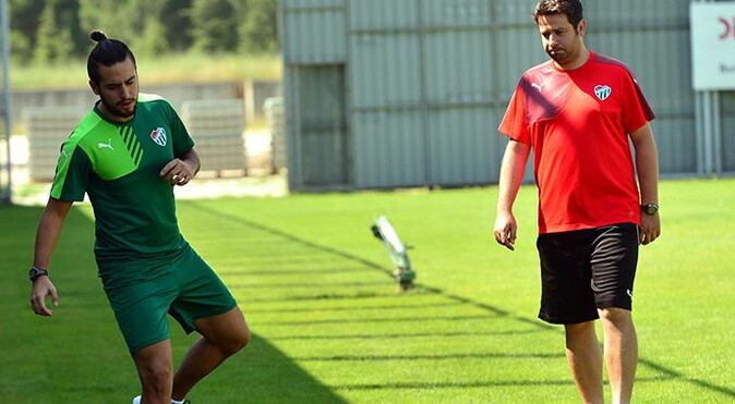 Bursaspor&#039;da yeni transfer Jorquera, ilk antrenmanına çıktı