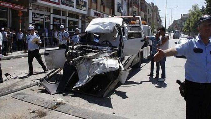 Gaziantep&#039;te feci kaza: 2 ölü, 2 yaralı
