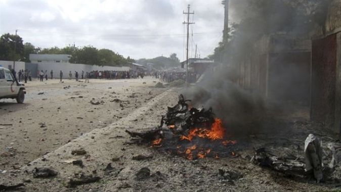 Somali&#039;de terör saldırısı: 10 kişi hayatını kaybetti
