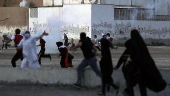 Bahreyn&#039;de bombalı saldırı: 2 polis hayatını kaybetti
