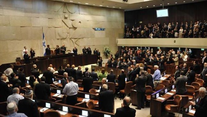 İsrail, tepki çeken yasa tasarısını onayladı