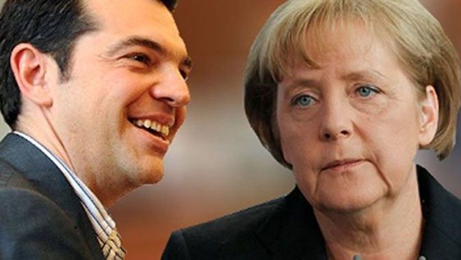 Hollande ve Merkel&#039;den Yunanistan çağrısı