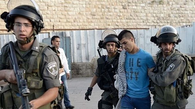 İşgalci İsrail güçleri 21 Filistinliyi gözaltına aldı