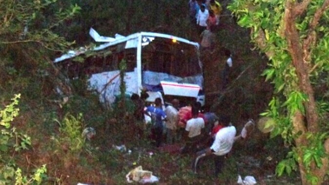 Hindistan&#039;da otobüs kazası: 13 ölü