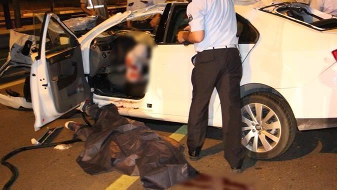 Bursa&#039;da feci kaza: 3 ölü, 2 yaralı