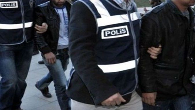 İzmir&#039;de uyuşturucu operasyonu