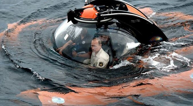 Putin, Karadeniz&#039;e daldı
