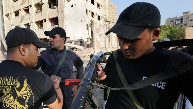 Mısır&#039;da bombalı saldırı: 2 polis öldü