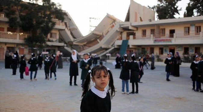 Gazze&#039;deki BM okullarında çalışanlar grevde