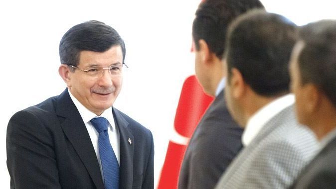 Davutoğlu&#039;ndan PKK&#039;ya: Devlete boyun eğeceksiniz